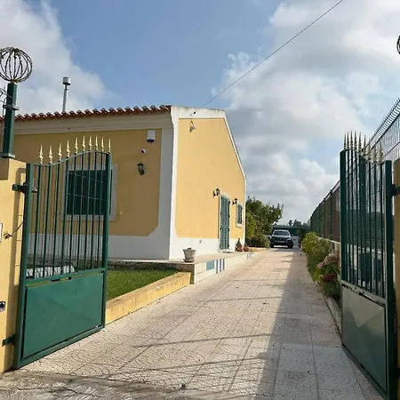 Villa Vona - Private Pool, Beautiful Garden In 3 Bdr *