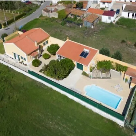 Вилла Vona - Private Pool, Beautiful Garden In 3 Bdr *