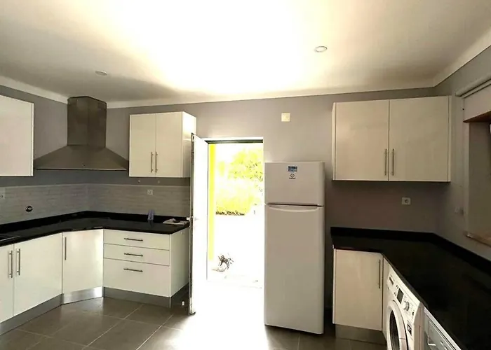 Vona - Private Pool, Beautiful Garden In 3 Bdr * Óbidos